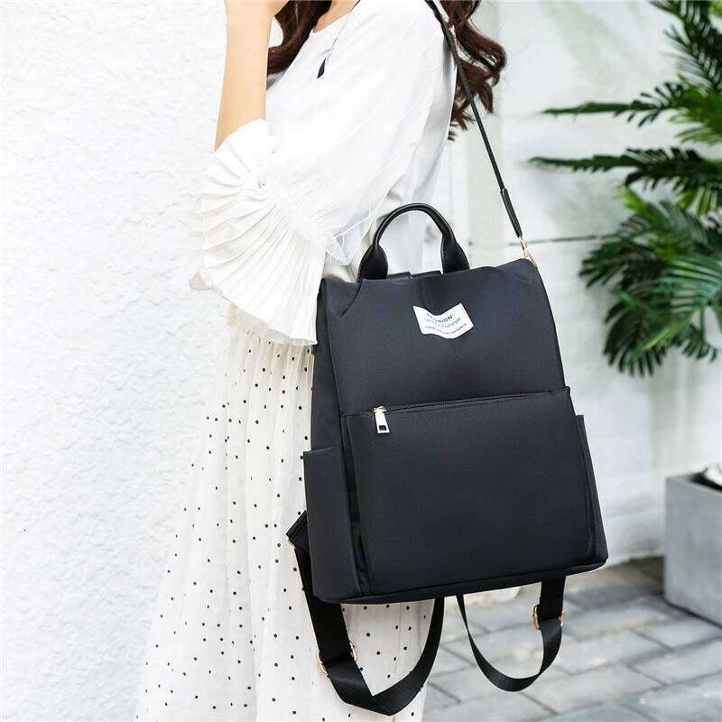 Fashionable women's large capacity backpack with adjustable shoulder straps, suitable for travel, commuting and casual outings Z260124
