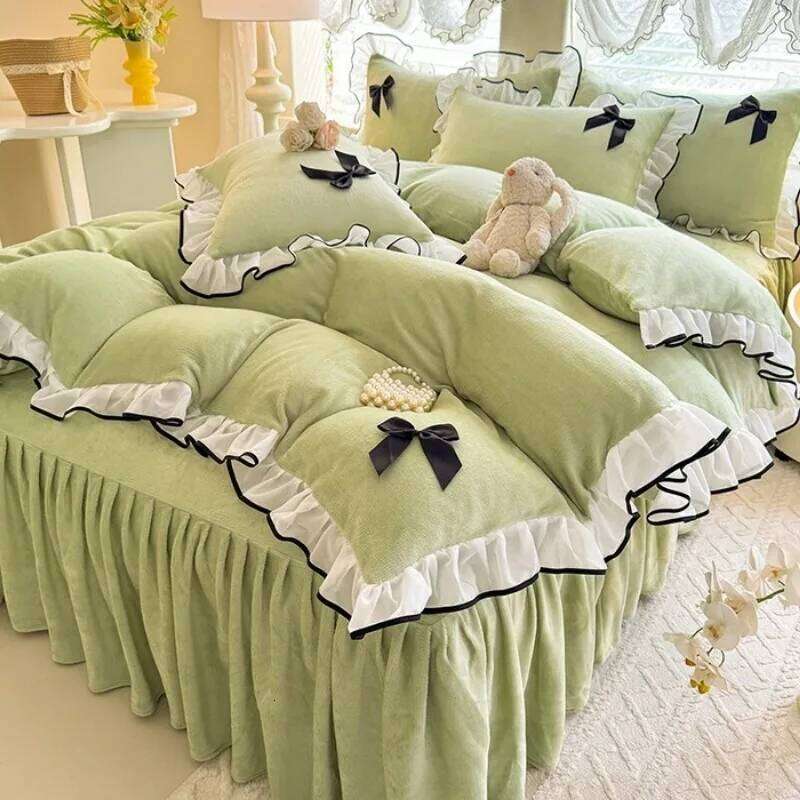 2025 new princess wind milk fleece bed skirt four-piece set autumn and winter Korean lace thickened warm quilt cover Y260124