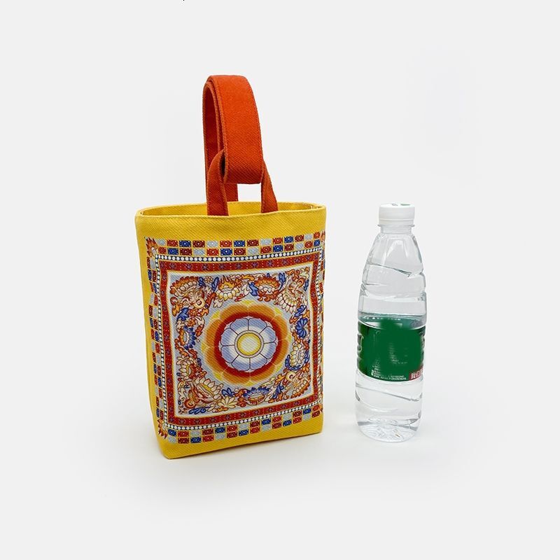 Luxury Brand newly Launched Chinese-style Dunhuang Flying Celestial Maiden Handbag With A Retro Chinese Style, Hand-held Fabric Handbag, Walking Bucke