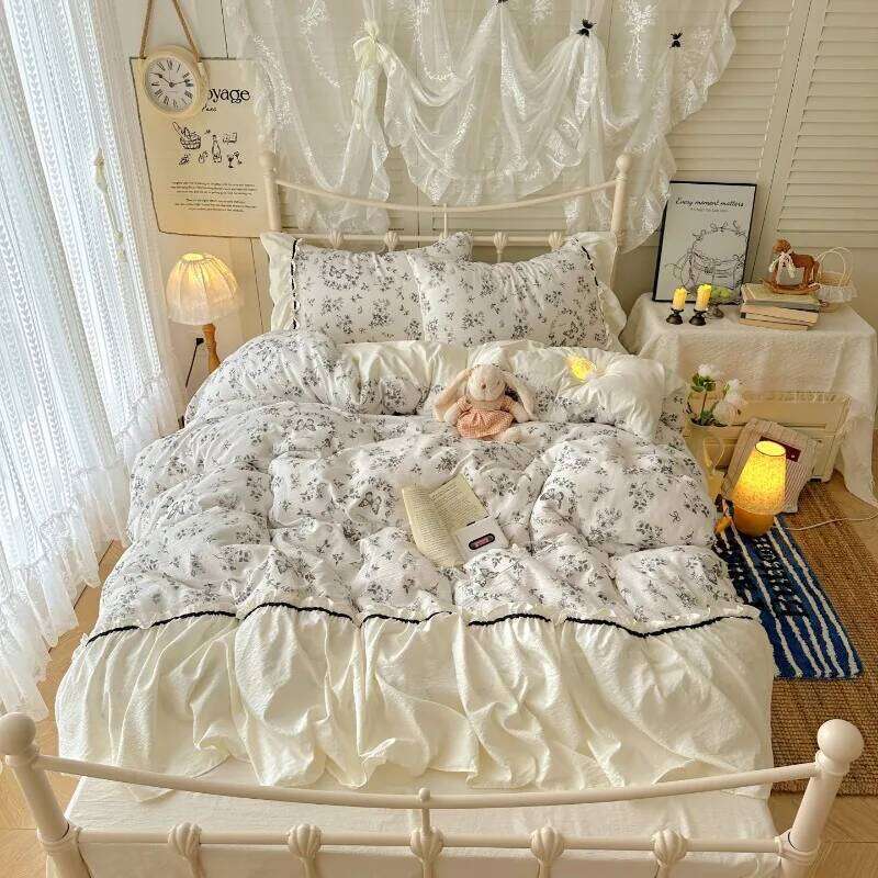 2025 new Korean French lazy puff flower edge quilt cover four-piece princess style dormitory three-piece set Y260124