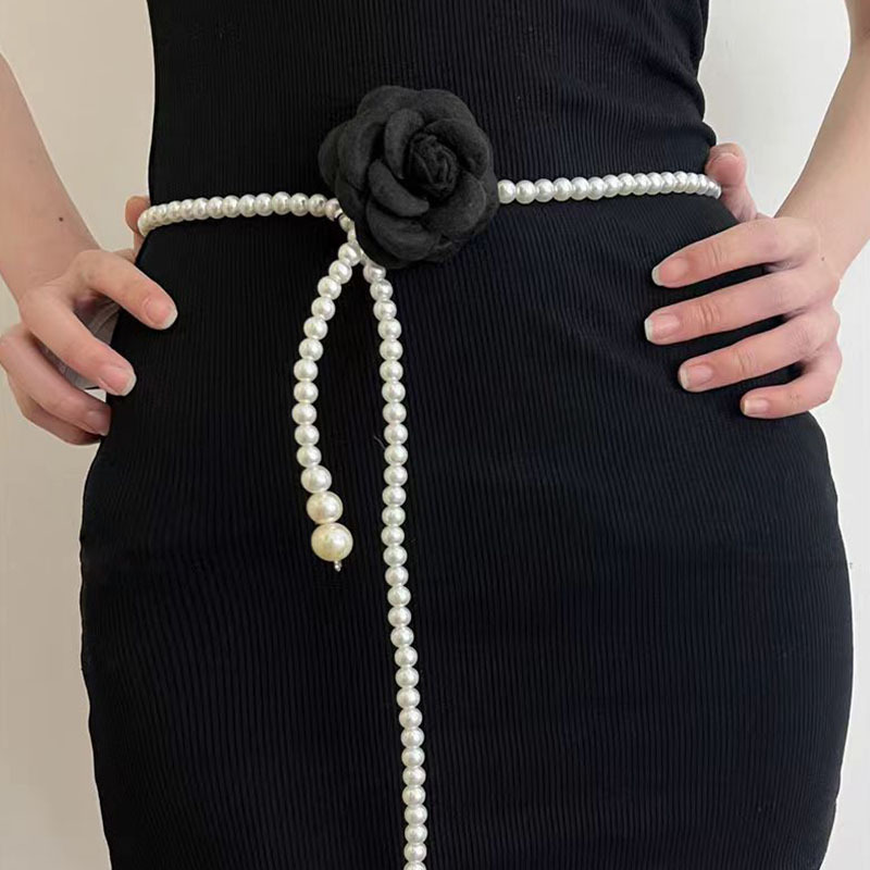 Designer Waist Chain Camellia Pearl Luxury Waist Chain High-end Design Slim Fit Waist Chain Sweet And Cool Fashionable Multifunctional Waist Accessory