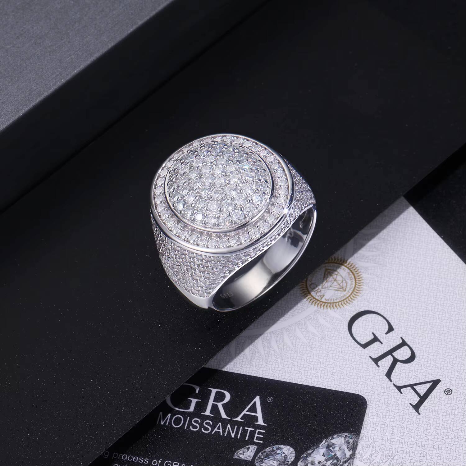 Moissanite Iced Out Round Ring S925 Silver Gold Plated Hip Hop Jewelry for Men Rap Stage Party Fashion Ring