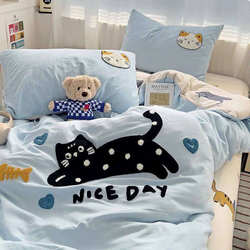 2025 Capibara Bedding Sheets Dog Cat Cute-Girl Soft Skin Friendly For Kids Capibaras Bed Linen Set Duvet Cover Y260124