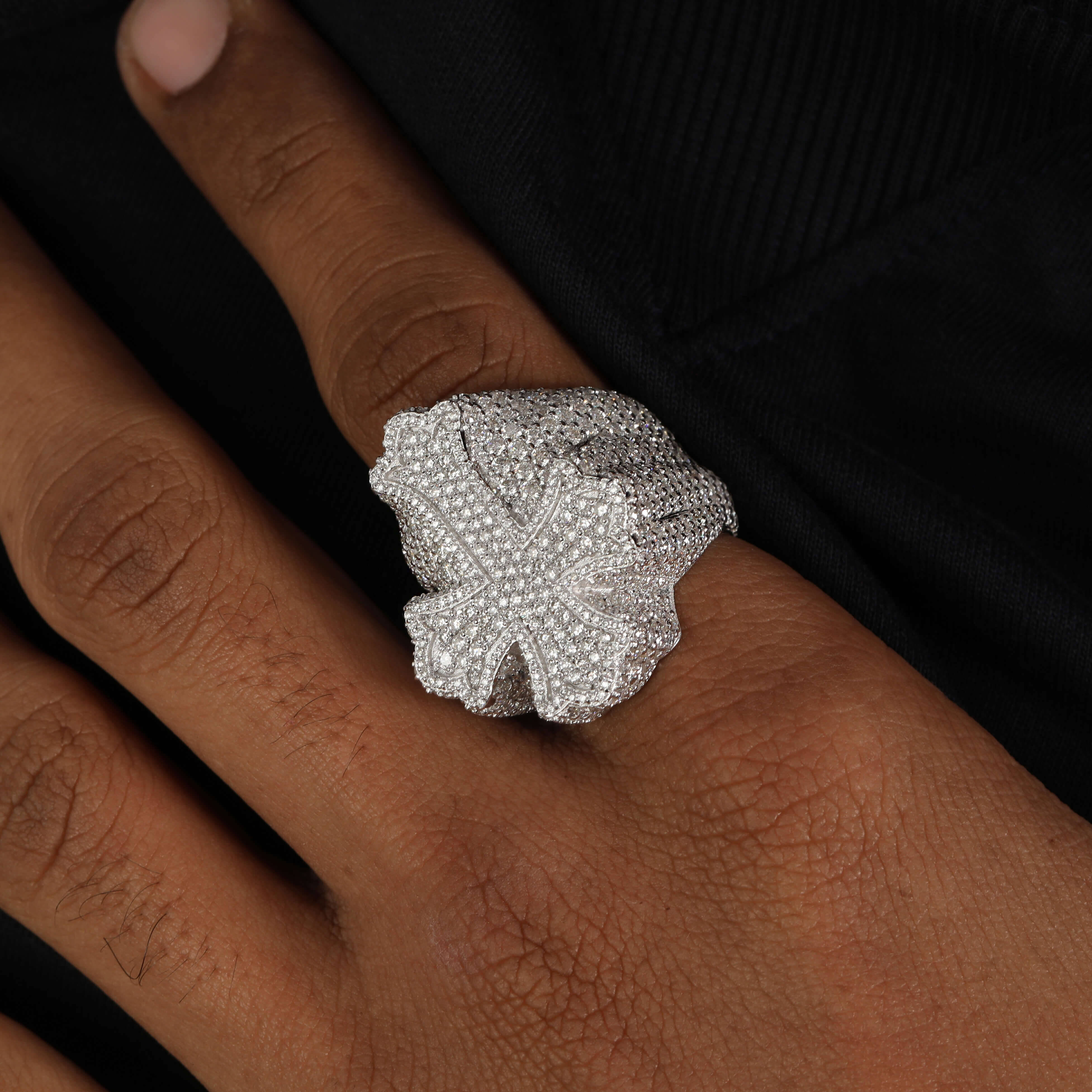 Round Cut Hip Hop Diamond Ring for Mens in 18kt Solid Gold Moissanite Diamond Ring With New Custom Trendy Hip Hop Style