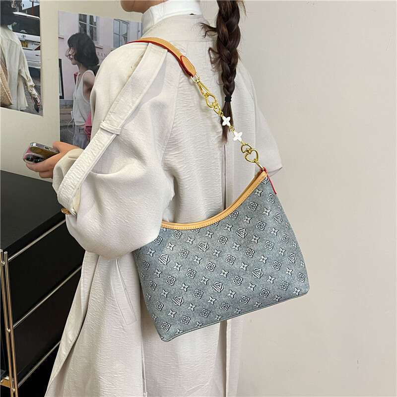 Fashion Shoulder Bags Underarm Bag Elegant Handbag 2026 Autumn New Casual Large Capacity Commuter Crossbody Tote Bag H260320