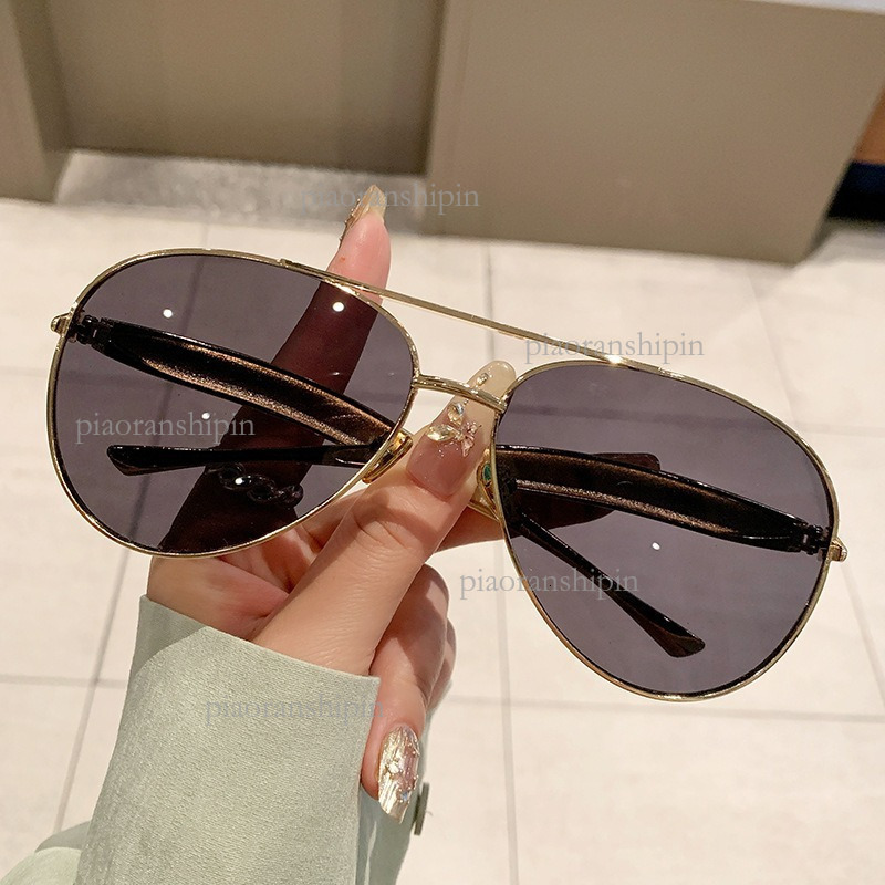 2026 Designer New Luxury Large Frame Toad Mirror High-end Women's Makeup Free Sunscreen Sunglasses Luxury Brand Fashion Accessories Personalized  - view 4