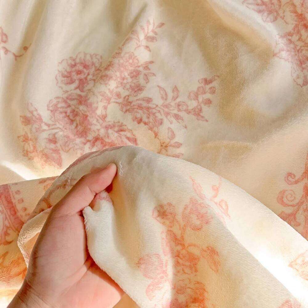 Printing Thicken Milk Velvet Bedding Set Winter Warm Quilt Cover Pillowcase Bed Linen Home Anti-static Soft Four Piece Sets Y260124