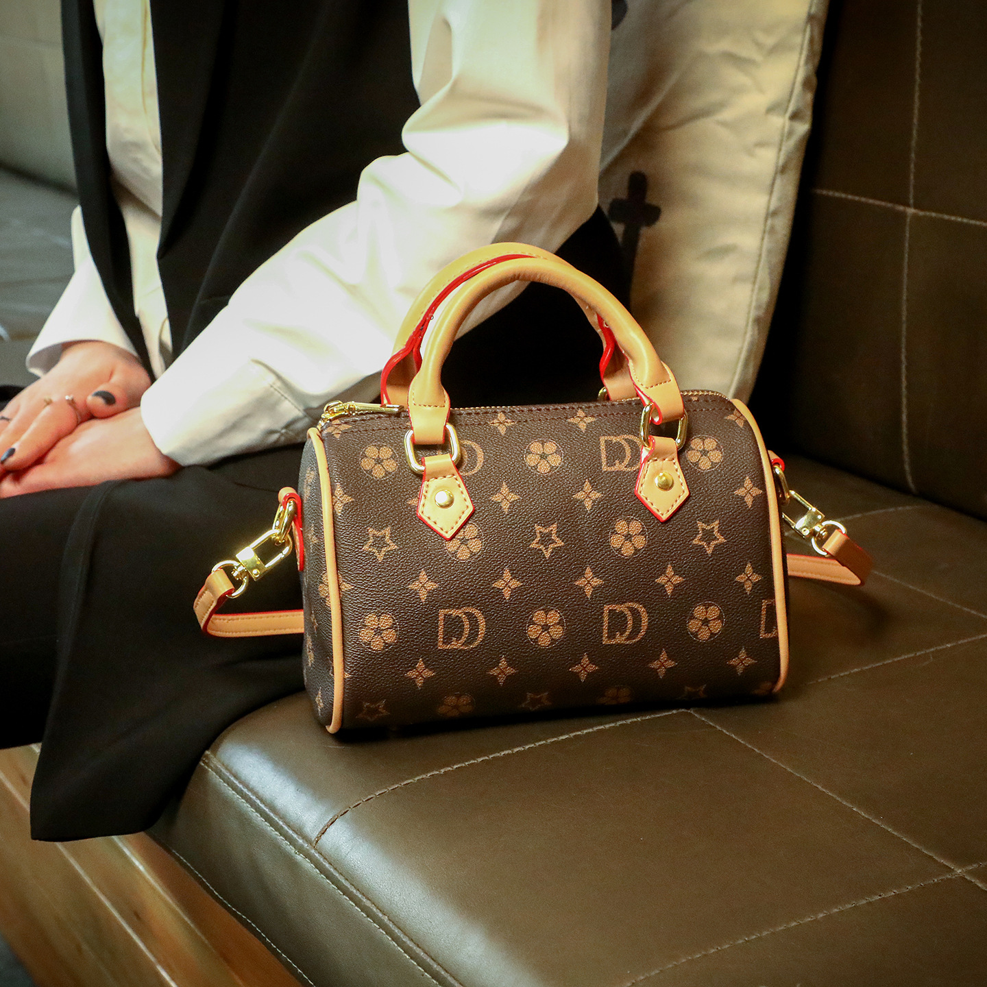 Free Shipping 2026 New Printed Design Women's Elegant Boston Bag Versatile Large Capacity Premium Shoulder Bag Crossbody Bag