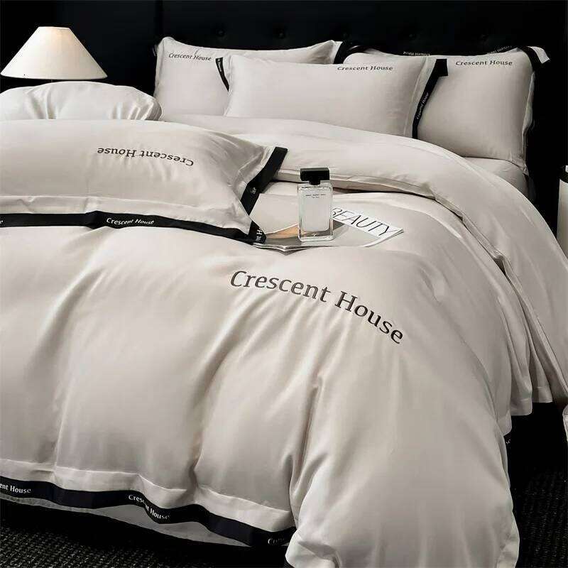 2025 spring and summer new light luxury fashion embroidery washed ice silk four-piece set simple solid color high-end bed sheet Y260124