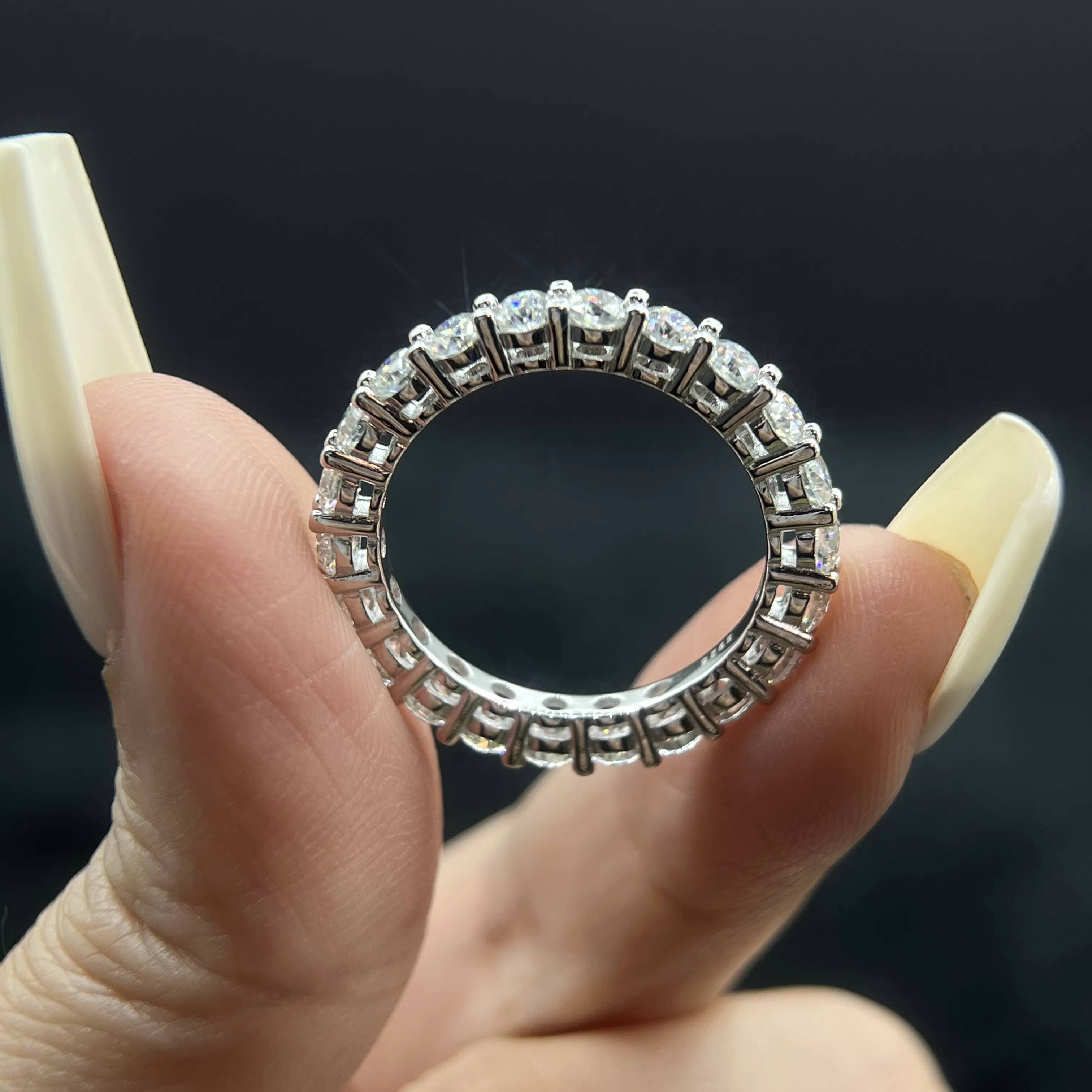 Luxury 2 3mm D Color VVS Full Moissanite Gemstone S925 Sterling Silver Engagement Eternity Band Ring for Women Wedding Jewelry