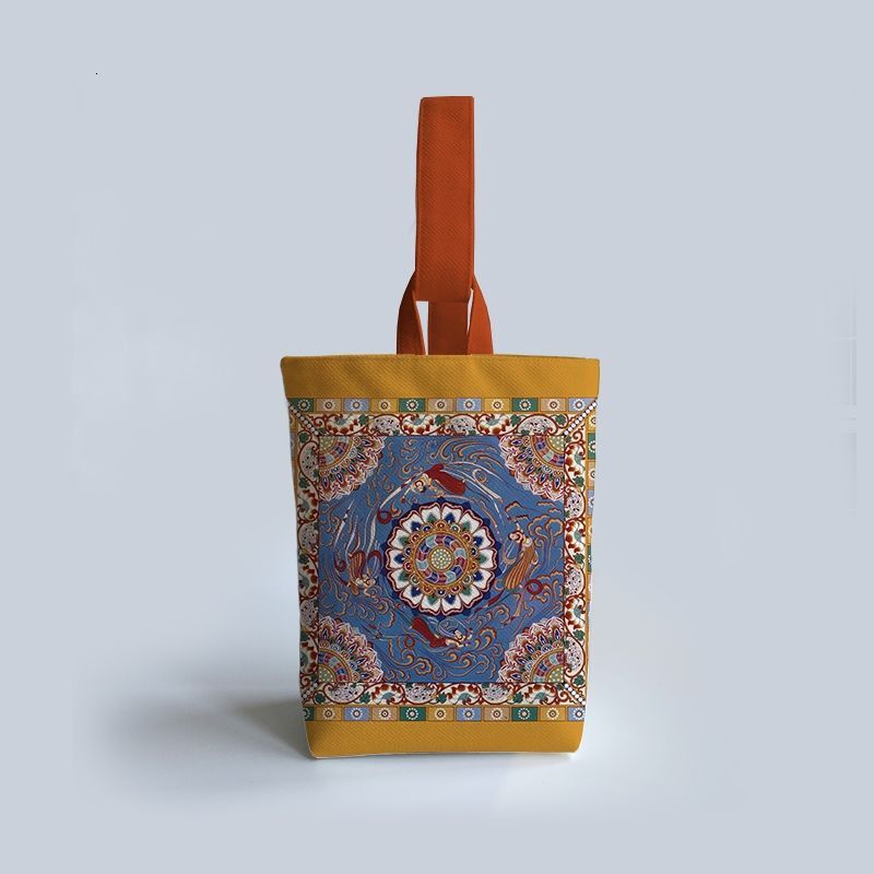 Luxury Brand newly Launched Chinese-style Dunhuang Flying Celestial Maiden Handbag With A Retro Chinese Style, Hand-held Fabric Handbag, Walking Bucke