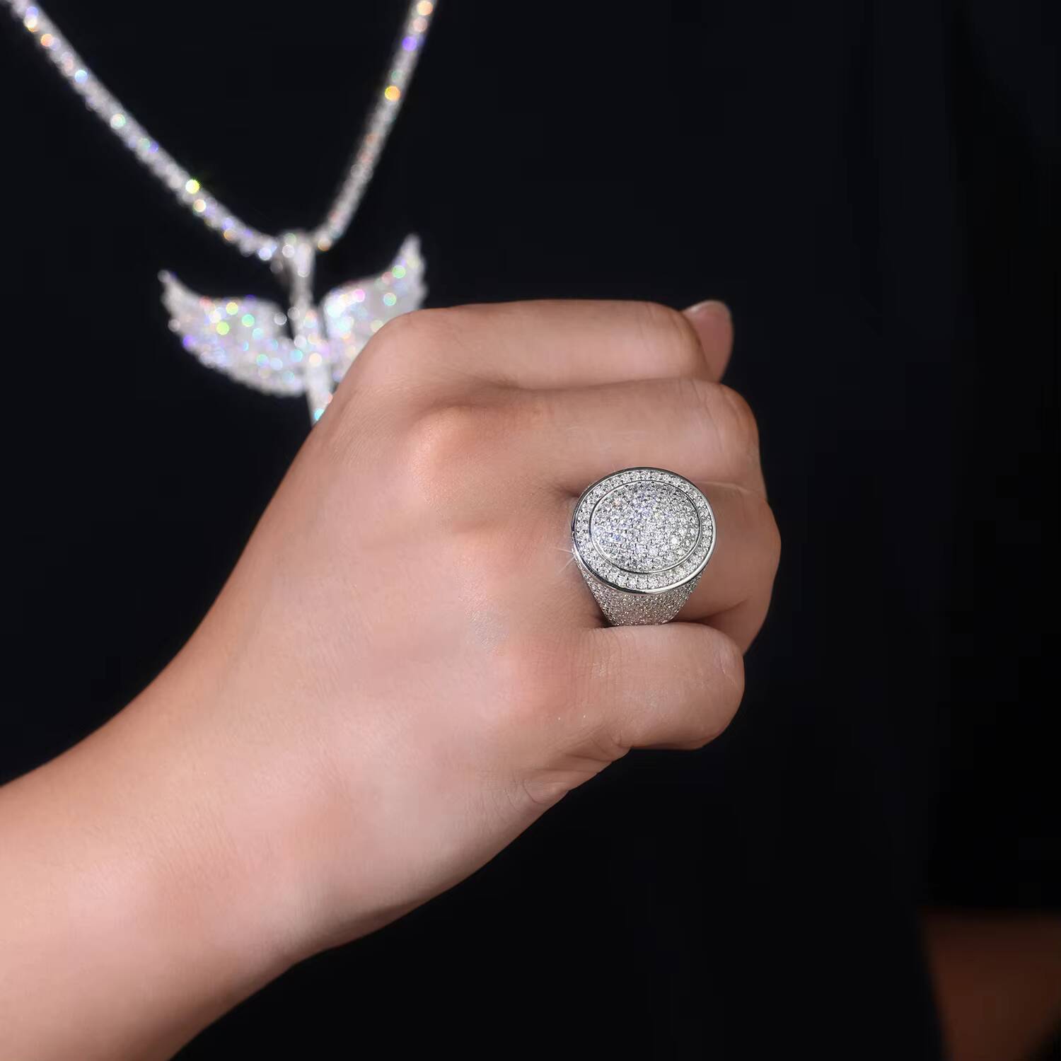 Moissanite Iced Out Round Ring S925 Silver Gold Plated Hip Hop Jewelry for Men Rap Stage Party Fashion Ring