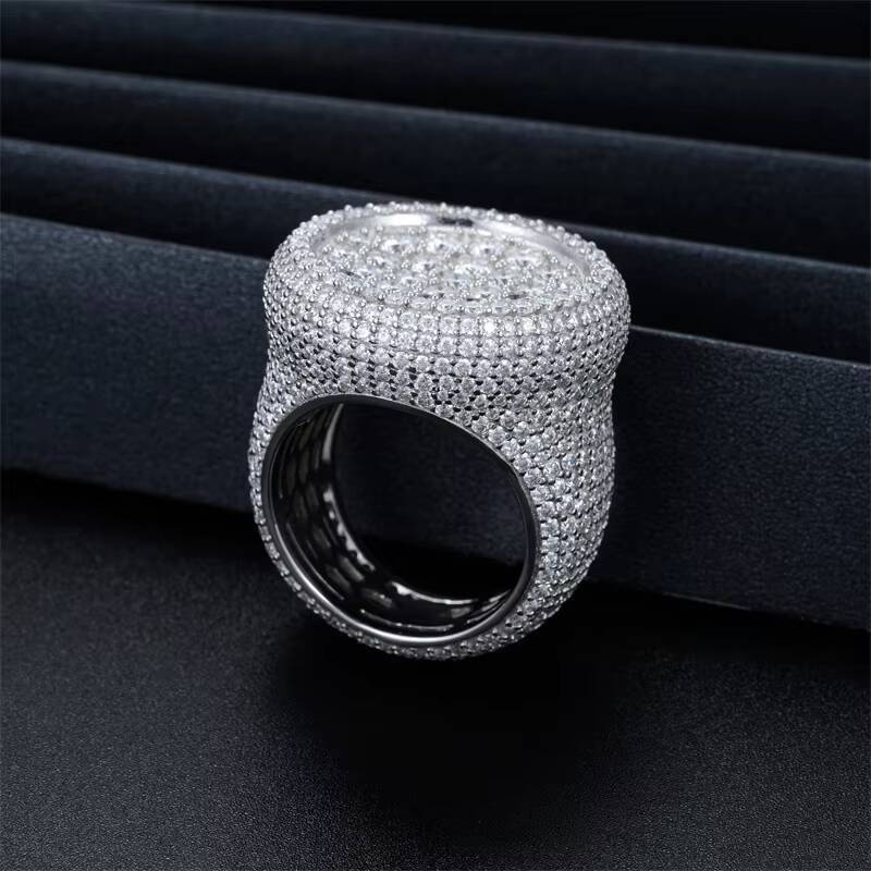 Hip Hop Ring 925 Silver Inlay D Color VVS Moissanite Ring Fashion Trend Full Diamond Men and Women Ring