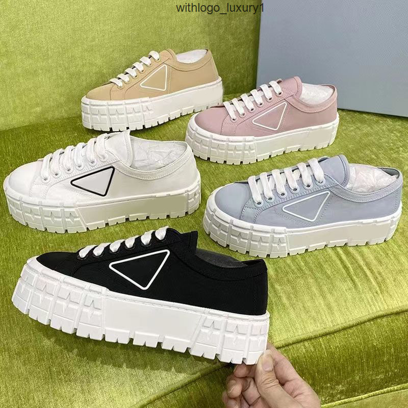 free shipping designer sneakers gabardine nylon casual shoes brand wheel trainers luxury canvas sneaker fashion platform so prada pradacup pradas pradaprada D7IC