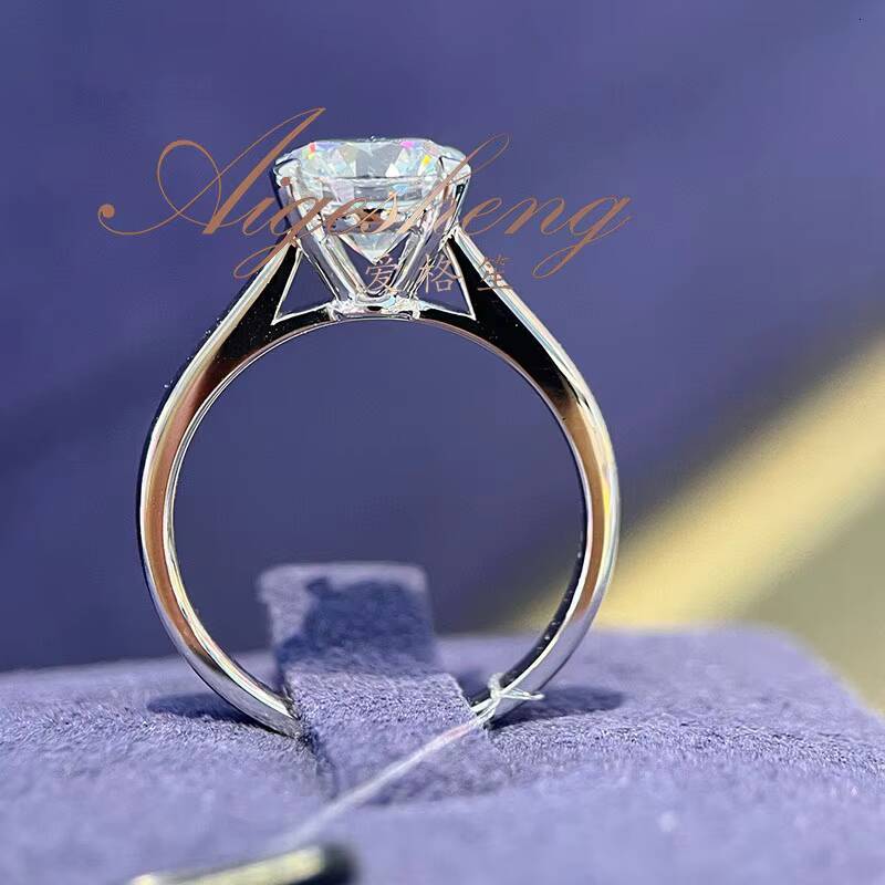 Fashion Platinum Pt950 Trendy Lab Grown Diamonds Ring with IGI Certification7351Four Claws Style Customized for Women