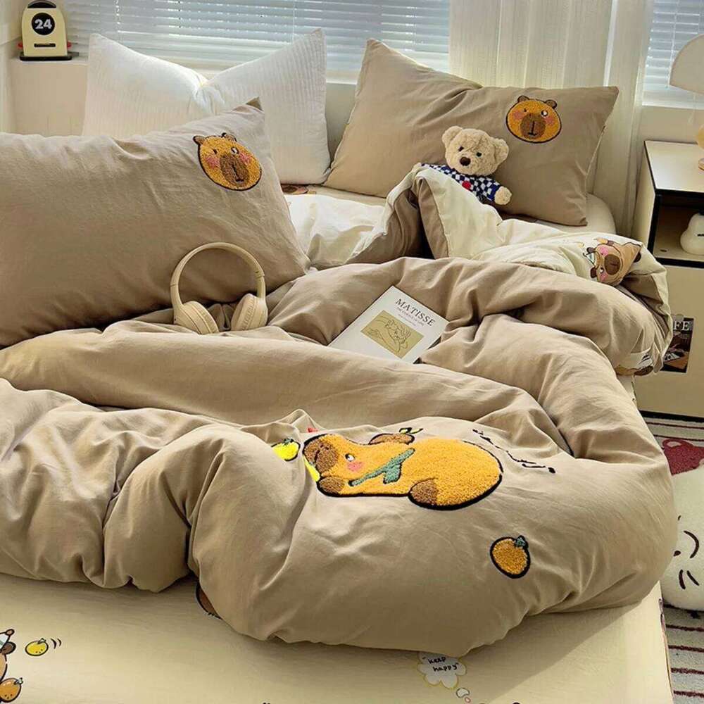 2025 Capibara Bedding Sheets Dog Cat Cute-Girl Soft Skin Friendly For Kids Capibaras Bed Linen Set Duvet Cover Y260124
