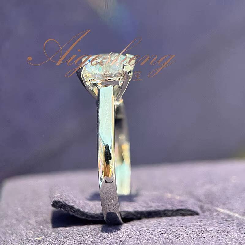Fashion Platinum Pt950 Trendy Lab Grown Diamonds Ring with IGI Certification7351Four Claws Style Customized for Women
