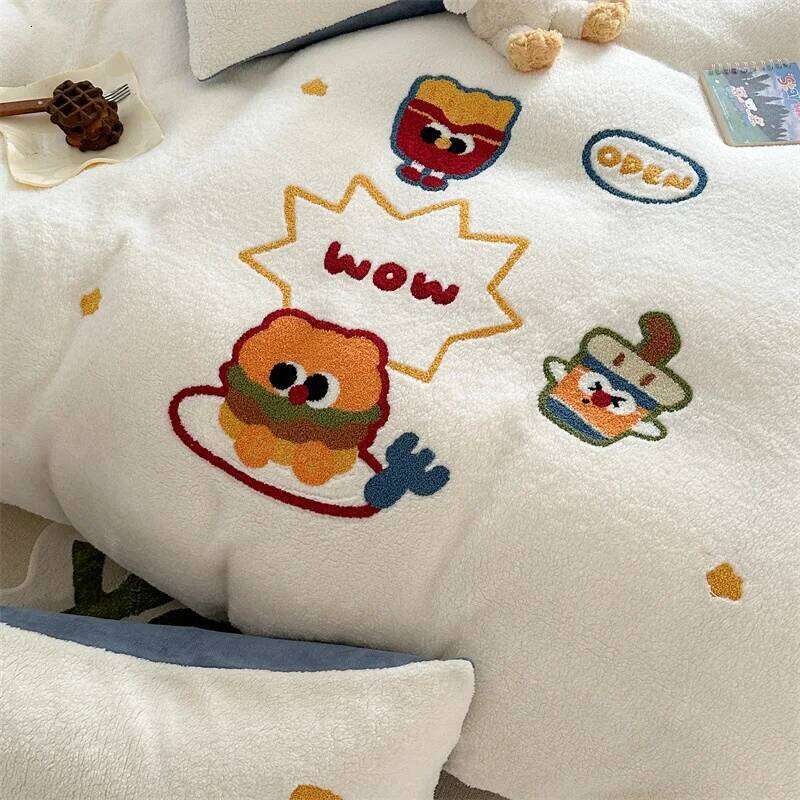 Winter Cartoon Cute Thick Four Piece Set Velvet Bedding Soft Plush Warmth For Duvet Cover Bed Sheet Bedroom Y260124