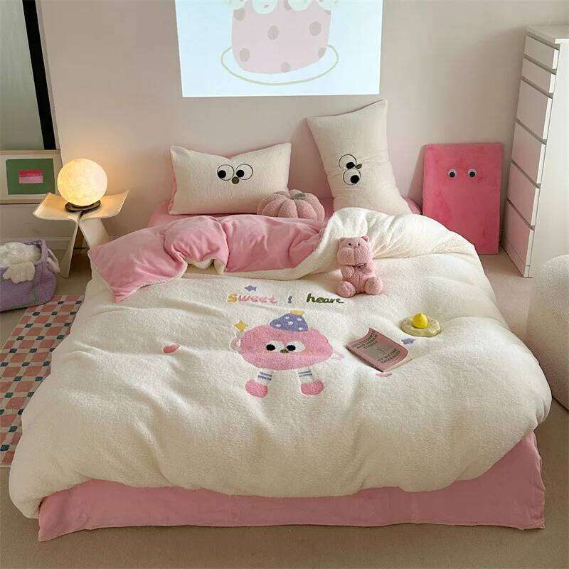 Winter Cartoon Cute Thick Four Piece Set Velvet Bedding Soft Plush Warmth For Duvet Cover Bed Sheet Bedroom Y260124