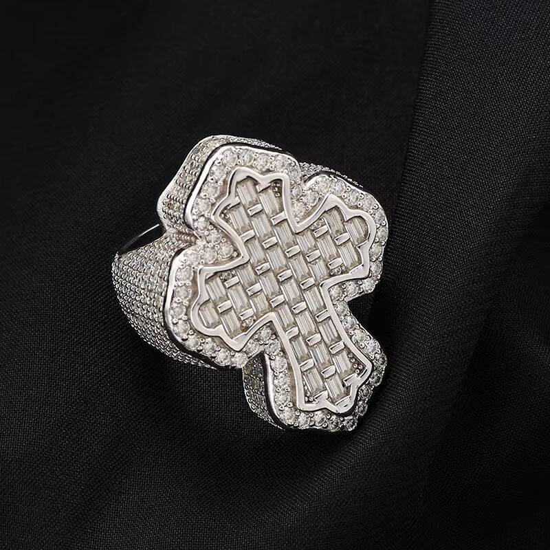 De Hiphop Iced Out Men Fine Jewelry Gold Rhodium Plated 925 Sterling Silver VVS Moissanite Baguette Diamond Cross Ring