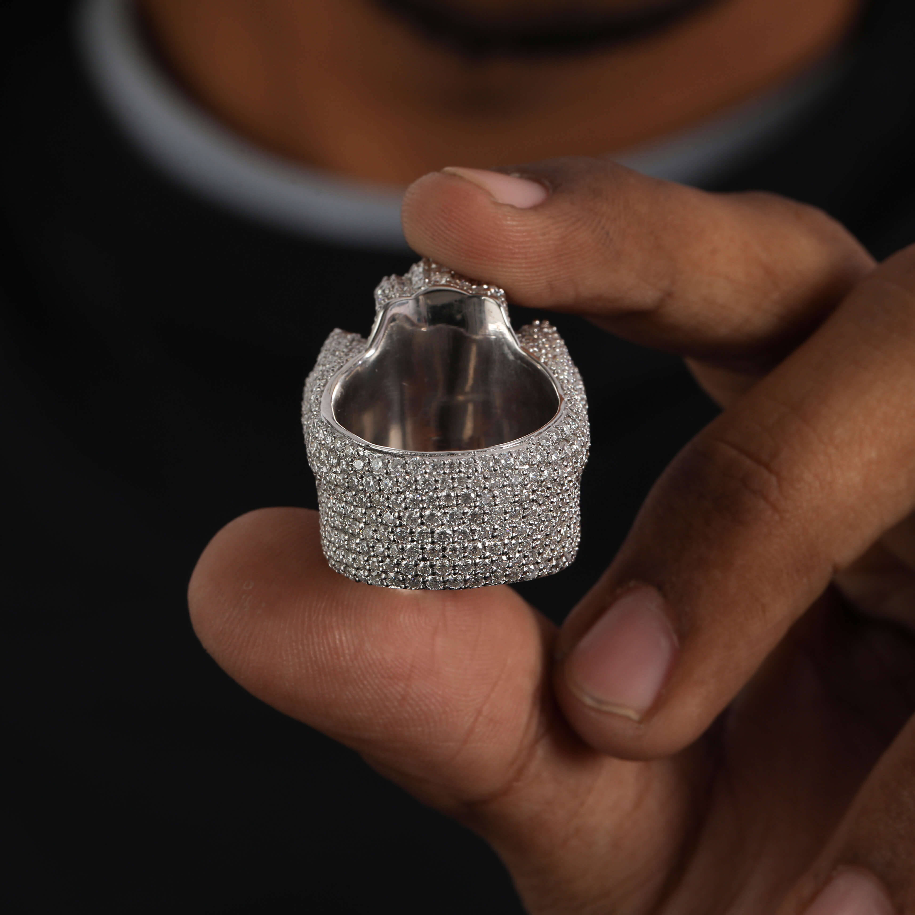 Round Cut Hip Hop Diamond Ring for Mens in 18kt Solid Gold Moissanite Diamond Ring With New Custom Trendy Hip Hop Style