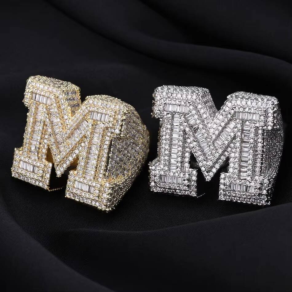 Mens Ring Trend Hip Hop VVS Moissanite Diamond ring 14K 18K Gold Fully Iced Out baguette Cut Diamond M Alphabet Ring