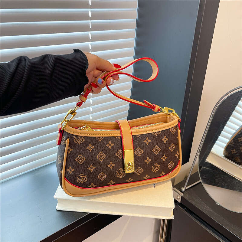 2026 New Fashion Handbag for Women Large Capacity Commuter Bucket Square Bag Light Versatile Shoulder Crossbody Bag H260320