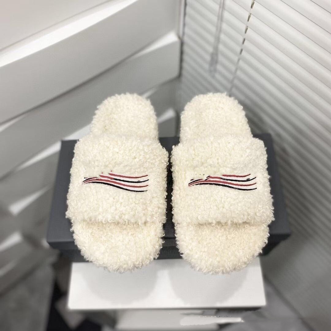 Luxury Slides Paris Designer men women Slippers Ladies Wool Winter Fur Fluffy Furry Warm Letters Sandals Comfortable Fuzzy Girl Flip Flop Slipper