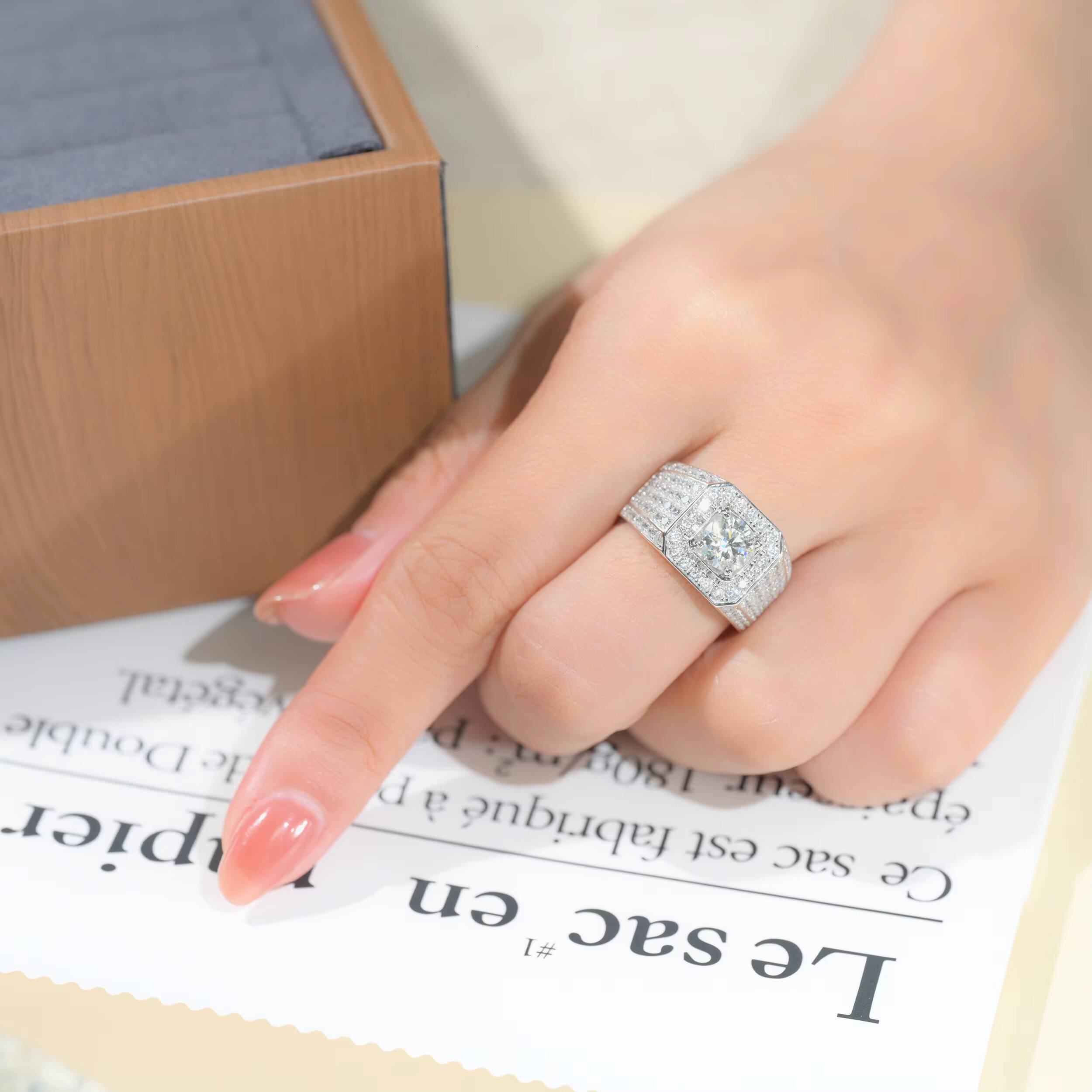Viresa Customizable Mens Moissanite Ring 925 Silver with D Color VVS1 Clarity Cut Wedding Hip-hop Band Jewelry 14449