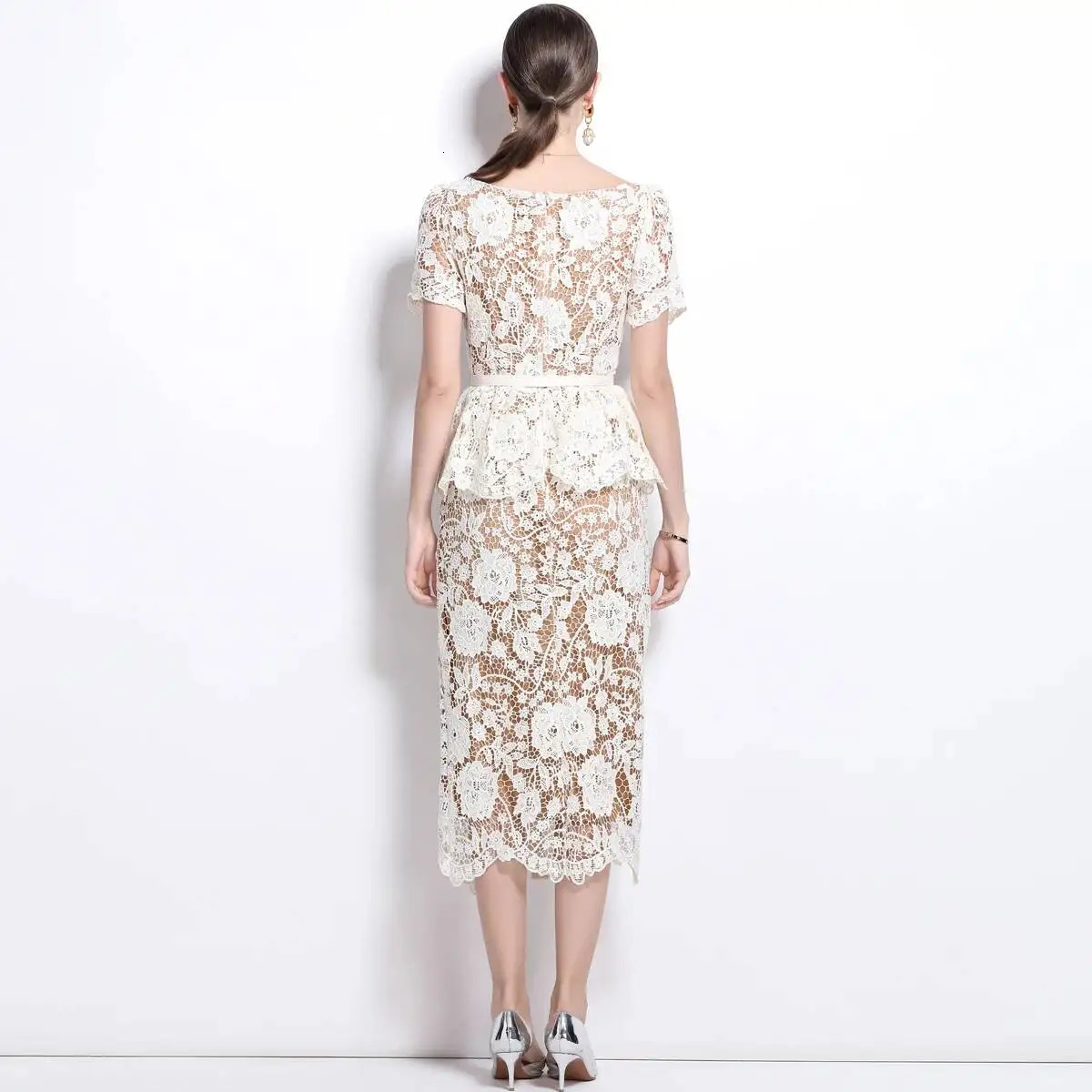 Quality Summer Beaded Diamonds Embroidery Beige White Lace Evening Dres Short Sleeve Ruffle Peplum Midi Prom Dresses Long 260120