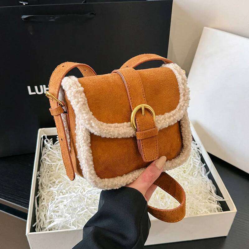 Autumn Winter Plush Bag Women's Korean Retro Small Square Handbags New Suede Lamb Wool Patchwork Shoulder Crossbody Bags XJ260125