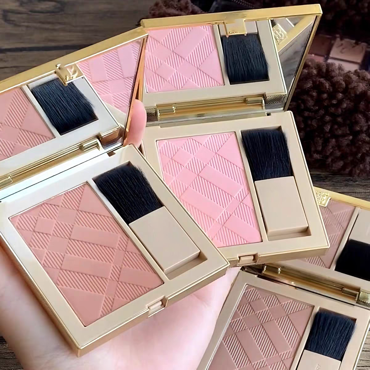 New Blush 9g New Windbreaker Cheek Red Plate 11/20/66/48 Sundries Milk Tea Transparent Color Blusher Face Powder Palette Cosmetics High Quality