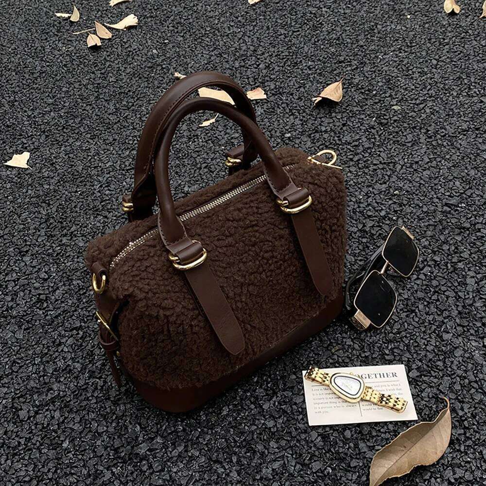 Women's Handbag Autumn Winter Lambswool Plush Pillow Bag Niche Versatile Small Totes Top-handle Single Shoulder Crossbody Bags XJ260125