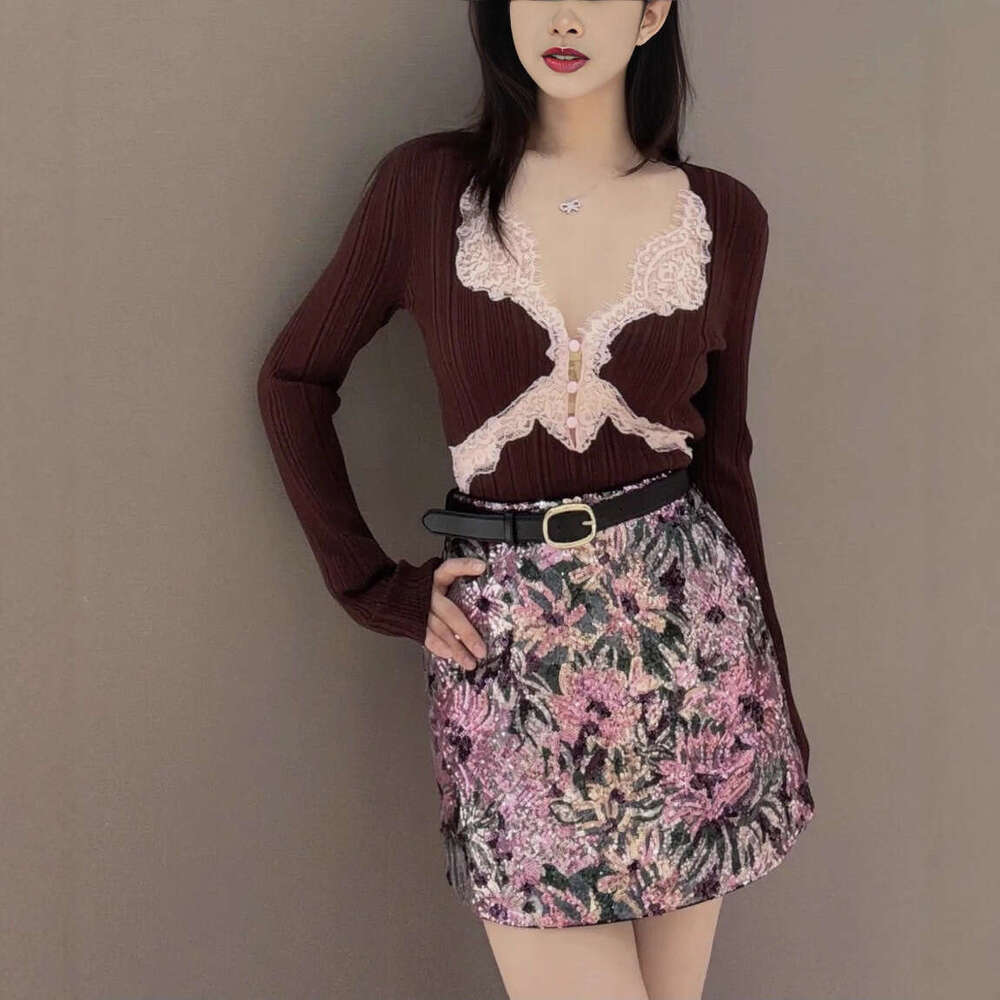 2026 French elegant designer niche autumn and winter elegant V-neck lace hollow knit shirt top