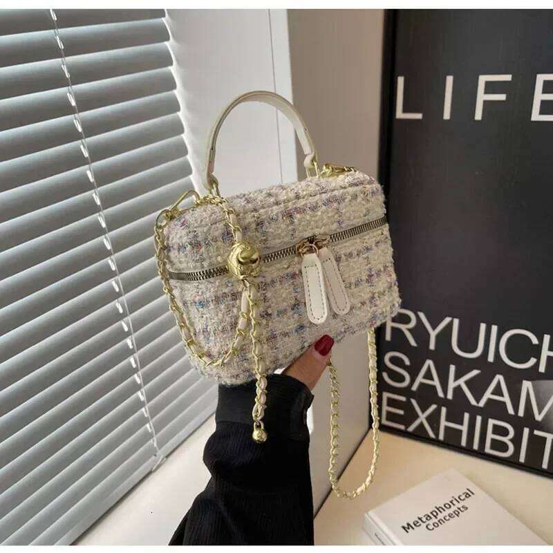 Light Luxury Ladies Box Elegant Women's Exquisite Chain Quality Double Zipper Crossbody Bag Fashion High Street Handbag XJ260125