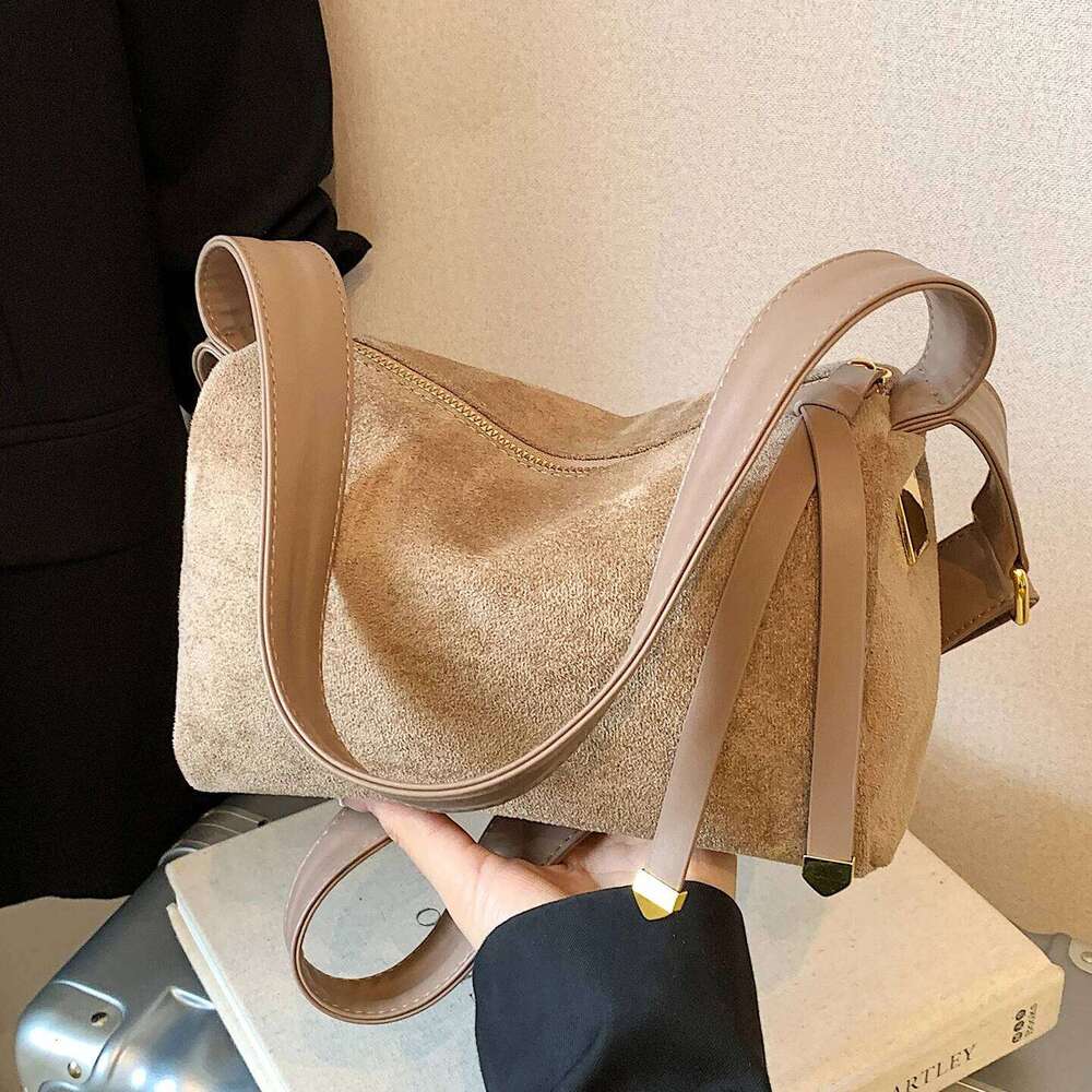 High-end Suede Crossbody Bag Women's Large Capacity Square Handbags Winter New Solid Color Shopping Single Shoulder Pack XJ260125