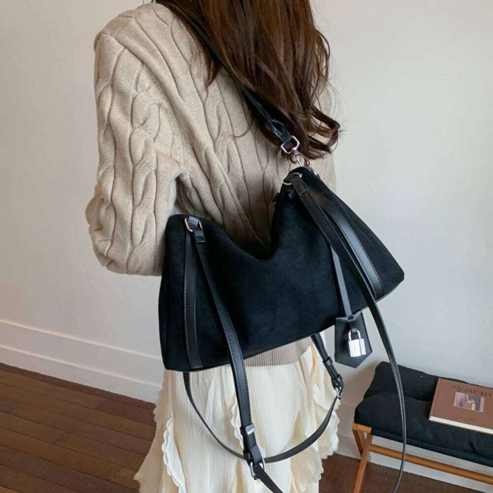 Vintage Matte Leather Crossbody Large Capacity Shoulder Tote Simple Women Pack Fashion Style Bag For Commute Daily Use XJ260125