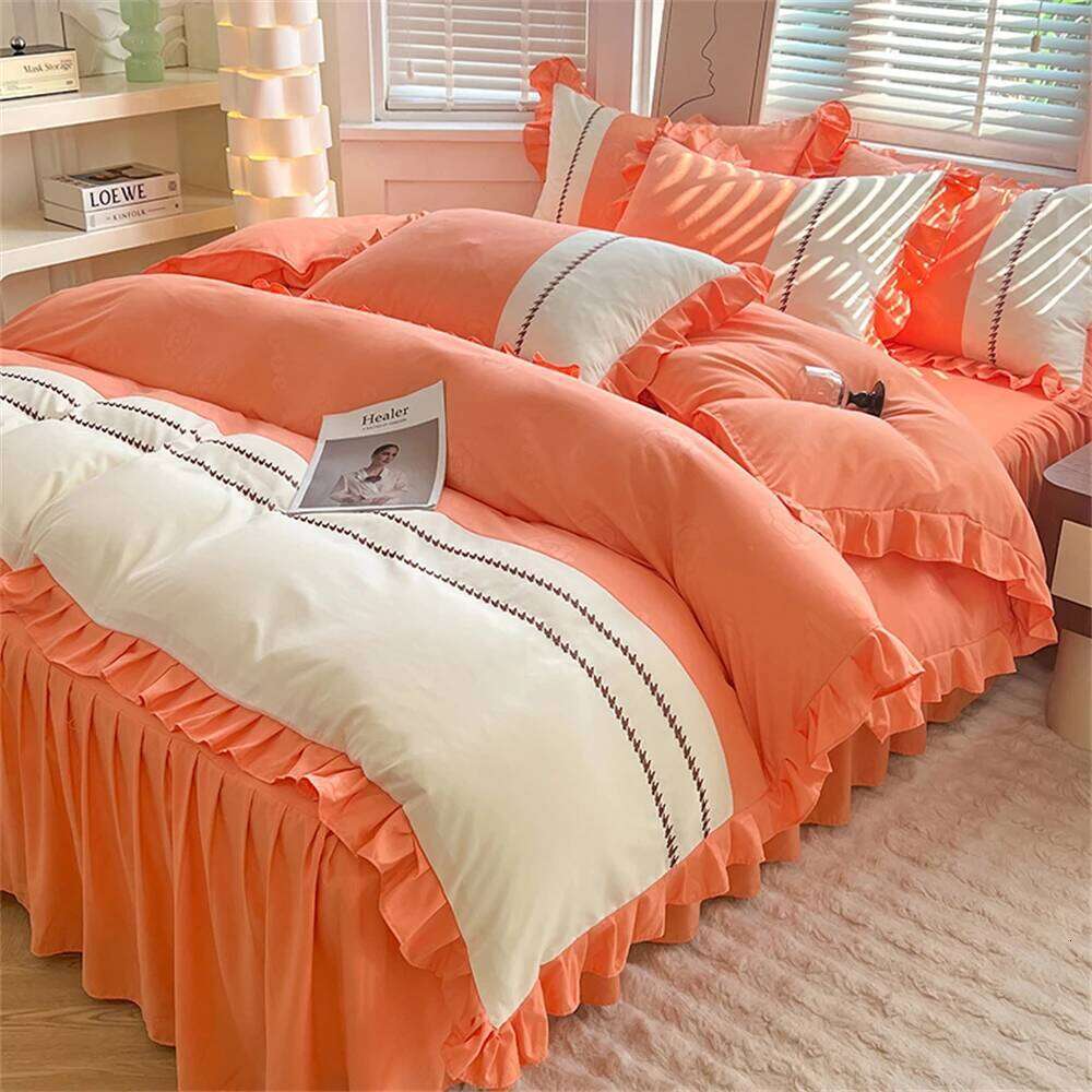 Skin Friendly Bedding Ruffle Duvet Four Piece Set With Lace Quilt Cover Bed Skirt Pillowcase Home Bedroom Decor Y260124