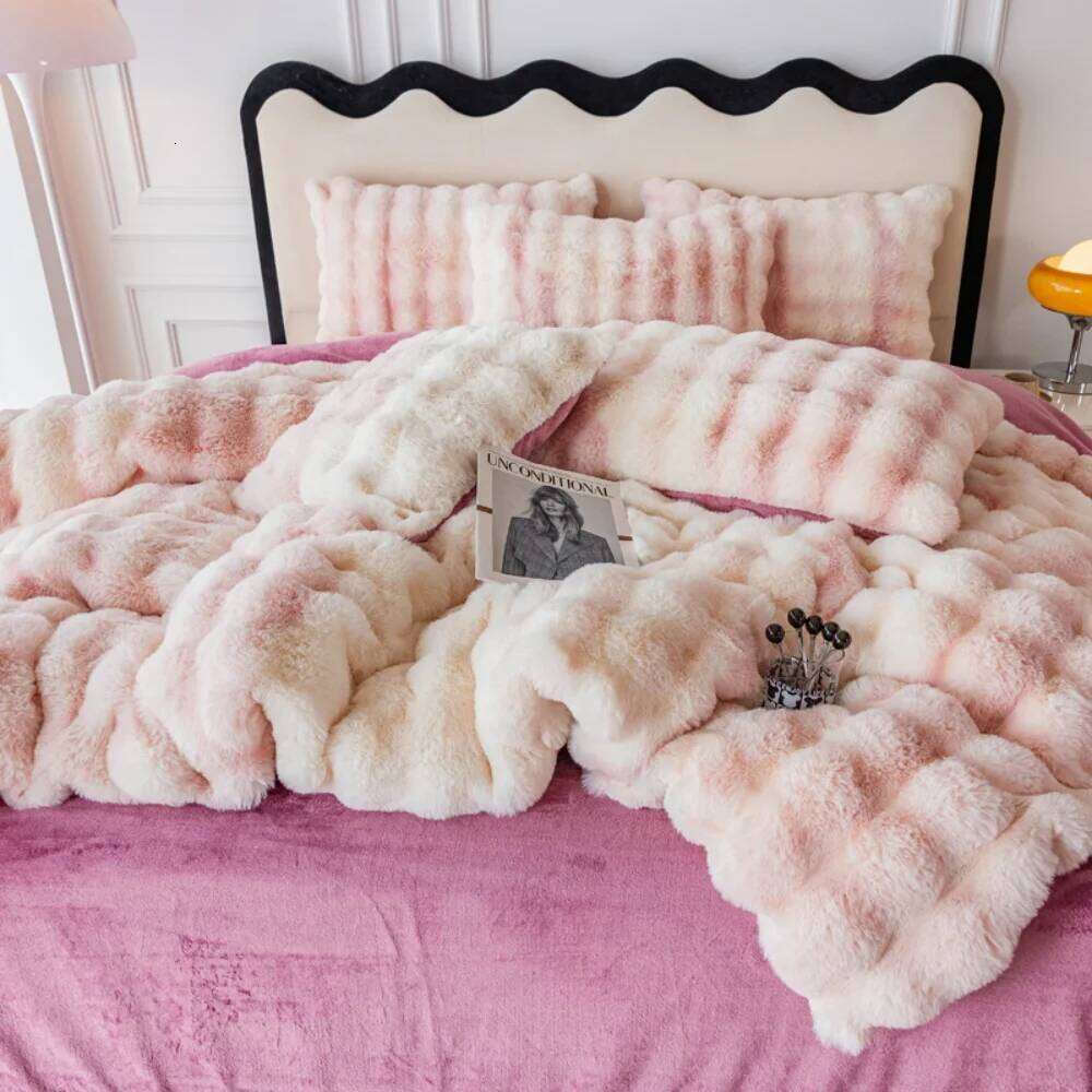 4pcs High End Rabbit Plush Four Piece Winter Thick Warm Bubble Velvet Cover Set Lace Bed Sheet Skirt Pillowcases Bedding Y260124