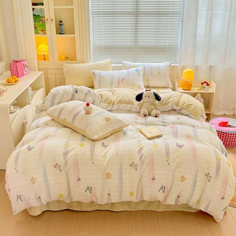 Ins Simple Style Winter Warm Four Piece Milk Velvet Boys Girls Bedding Set Thickened Soft Duvet Cover Pillowcase Bed Linens Y260124