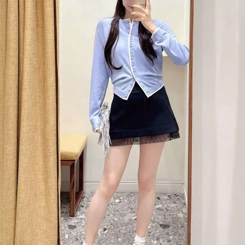 New French elegant and sweet style rhinestone single breasted knitted women's cardigan top for early autumn 2026