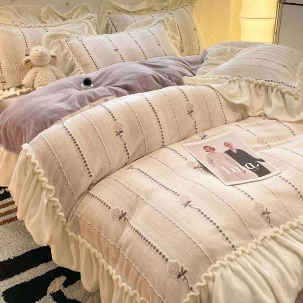 Carved Milk Velvet Light Luxury Bedding Thicken Winter Comforter Duvet Cover Bed Sheet Pillowcase Home Decor Four-Piece Set Y260124