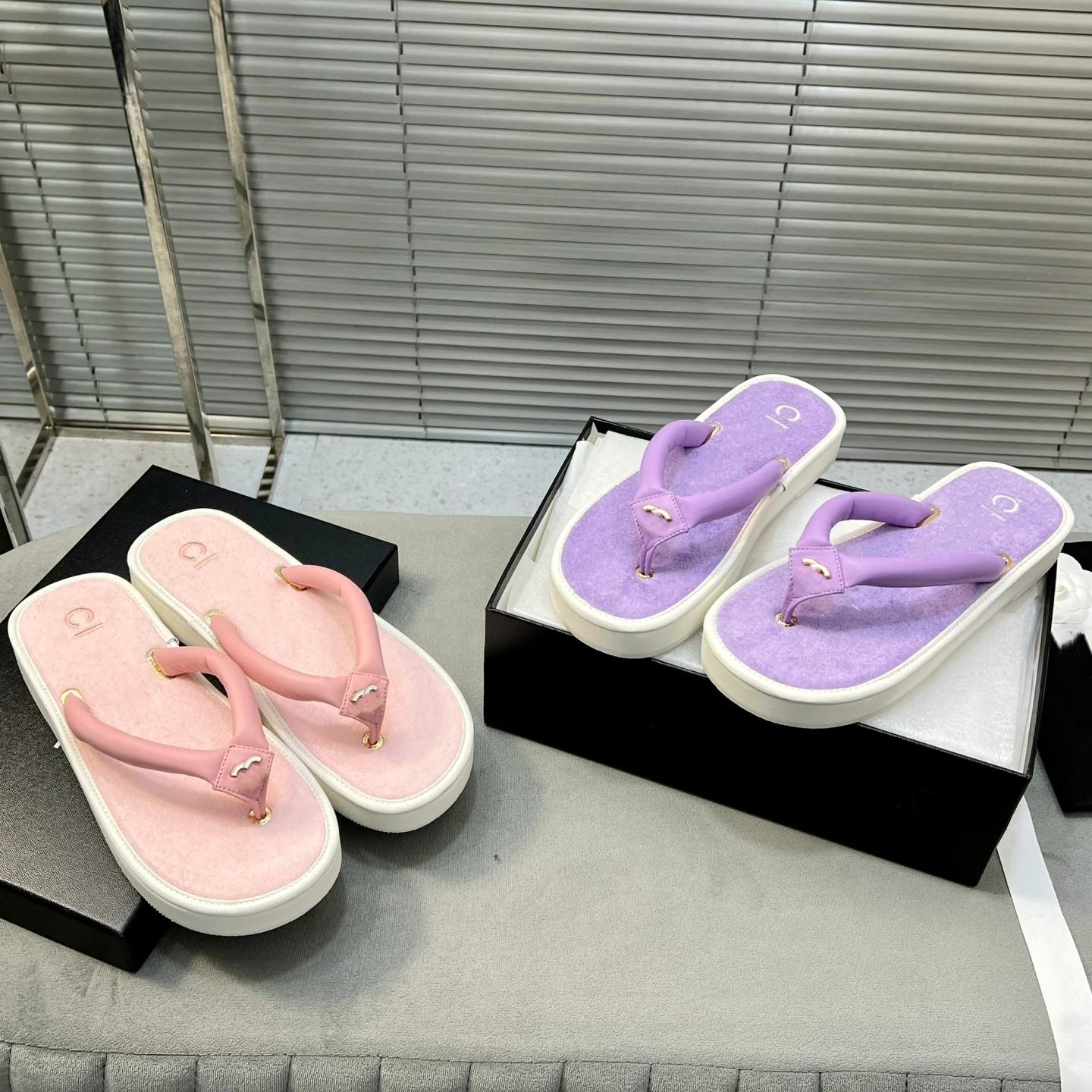 Designer slides Women Flat Sandals Mule Shoe dermis Shoes Woman Ladies Summer Customized high-end velour Flip Flops Slippers Miller