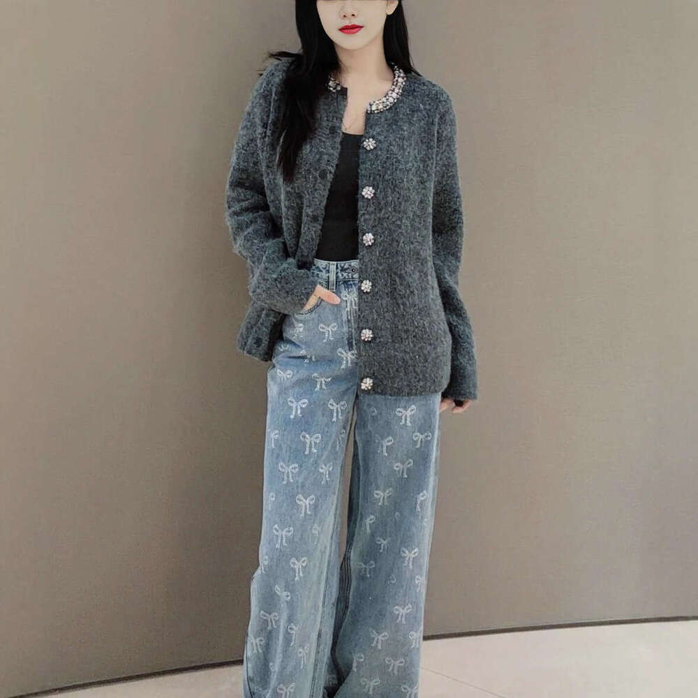 2026 Winter New French Niche Lazy Style Colored Diamond Sweater Knitted cardigan Wool Sweater