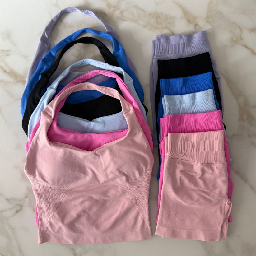 Yoga Shorts Set Women Seamless Halter Top Wider Straps Yoga Set Fitness Clothing Scrunch Bum Gym Shorts Tank Top Workout Vest Outfits Sportswear Tracksuit
