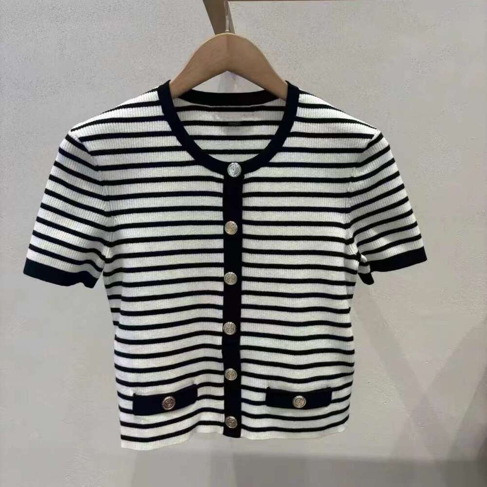 2026 Spring New Designer Black and White Striped Knitted Short Open Fleece Sweater for Women