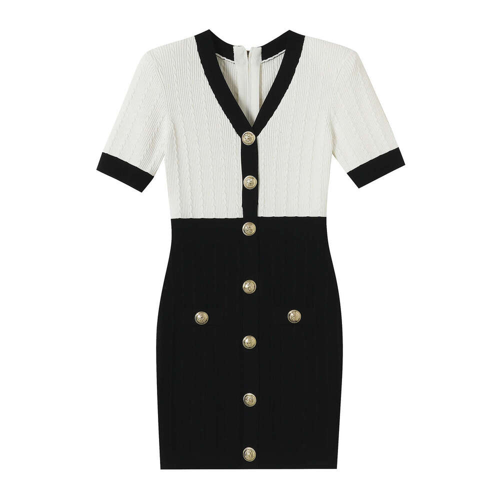2026 Spring and Autumn New V-neck Single Row Metal Button Decoration Black and White Contrast Color Tight Knitted Dress