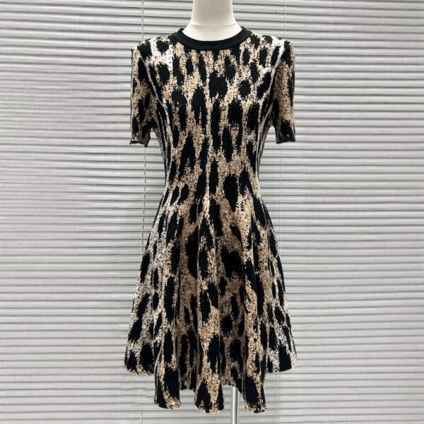 2026 autumn new designer multifunctional leopard print jacquard short sleeved A-line knitted women's dress for children