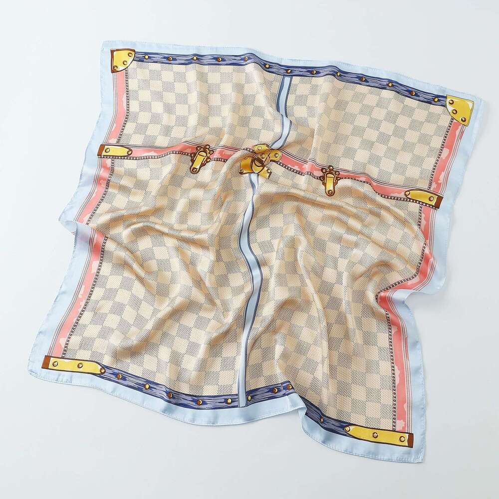 Designer Square Scarf For Women Luxurious Scarf High End Classic Checkerboard Print Polyester Square Scarf Sunscreen Neck Gaiter Bag Tie Hairband Vers