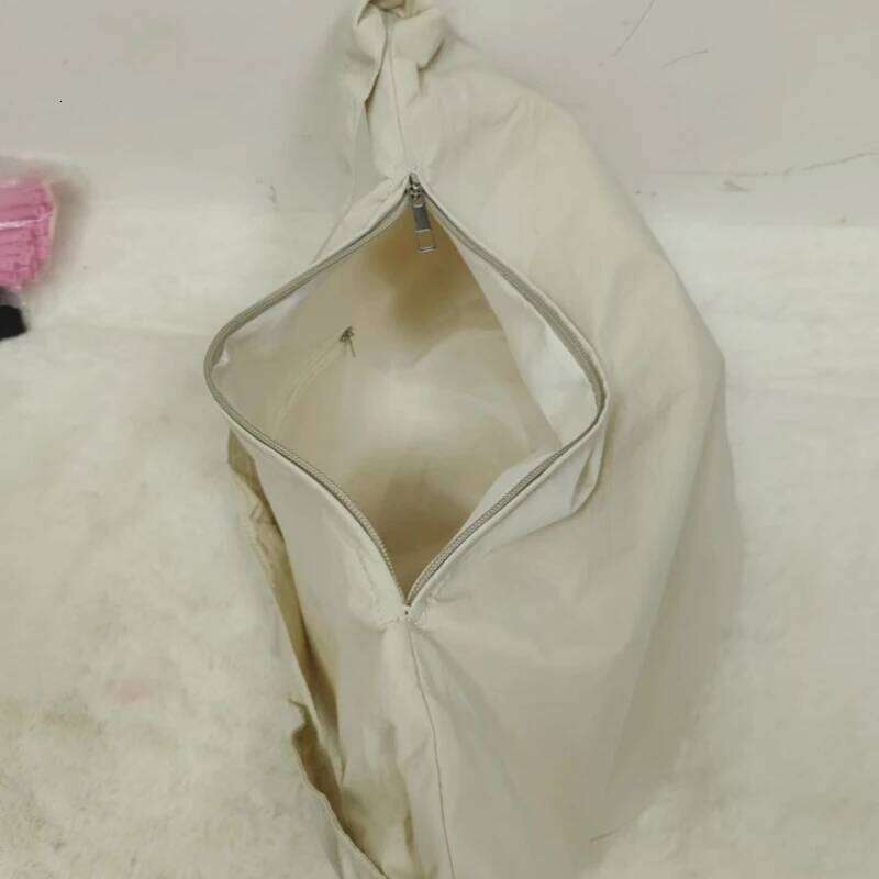 Small Fresh Nylon Crossbody New Fashion Large Capacity Shoulder Japan Style Leisure Hobos Bag Free Shipping Items Women XJ260125